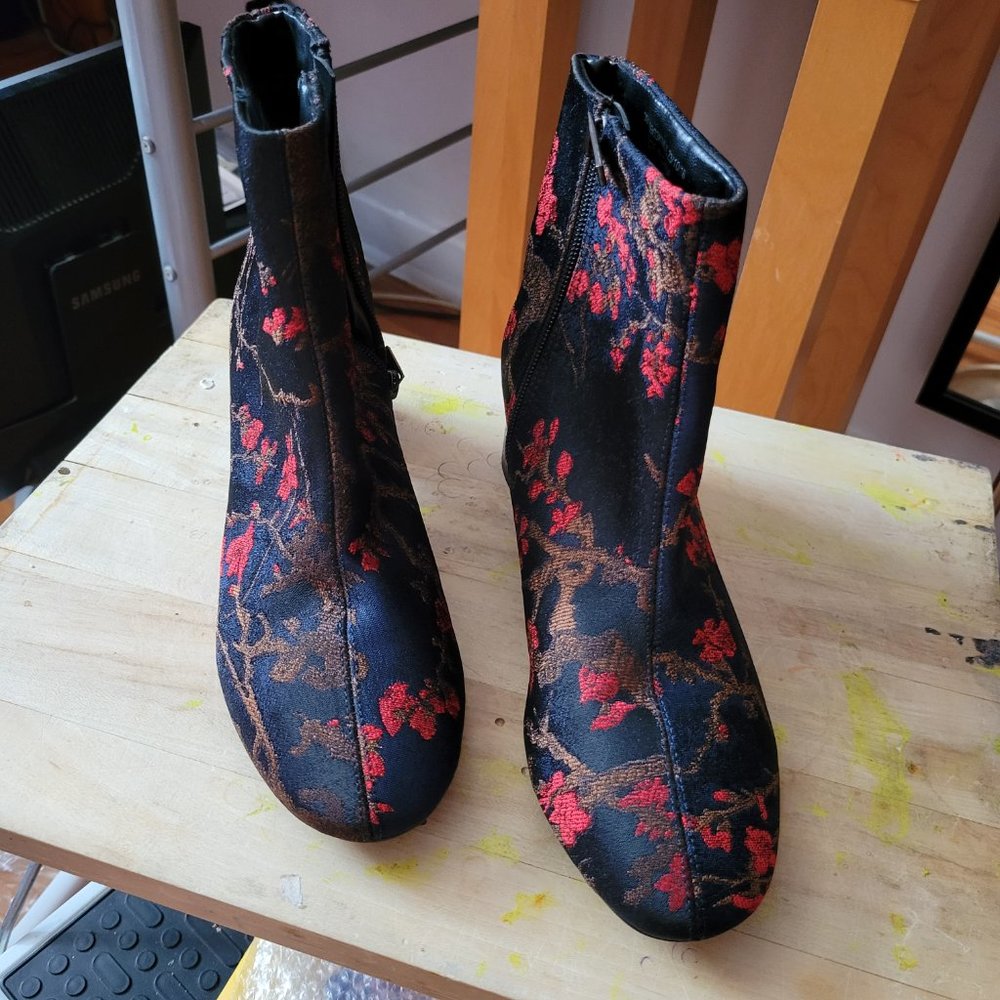TOPSHOP Embroidery Flower Branch Navy Heeled Ankle Boots with Silver Block Heel